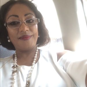 Meet your Posher, Konjit